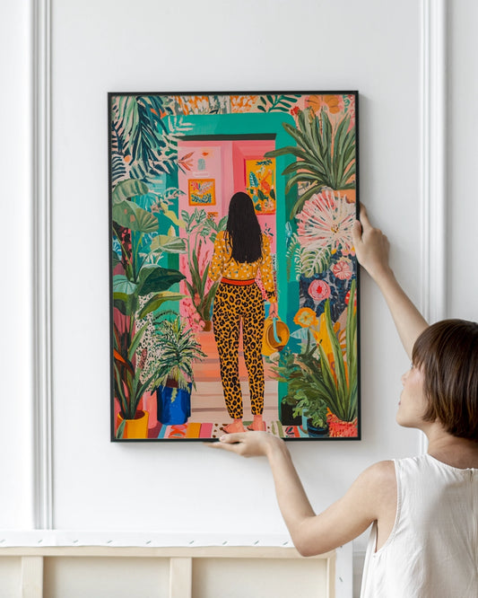 Kunstposter - Meisje met Luipaardprint en Planten in Jungle Stijl poster wanddecoratie – A3 formaat